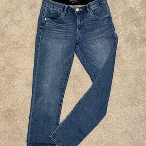 Mainstream Boutique Mac and Me skinny jeans